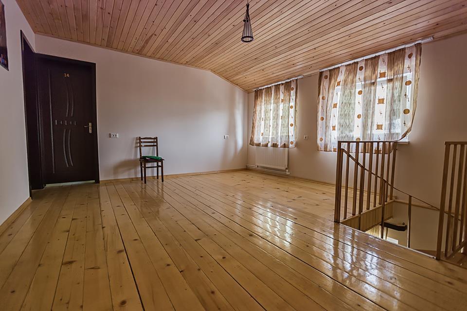 Hotel Nini Казбеги Екстериор снимка